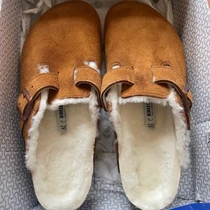 Birkenstock Boston Shearling slide slipper